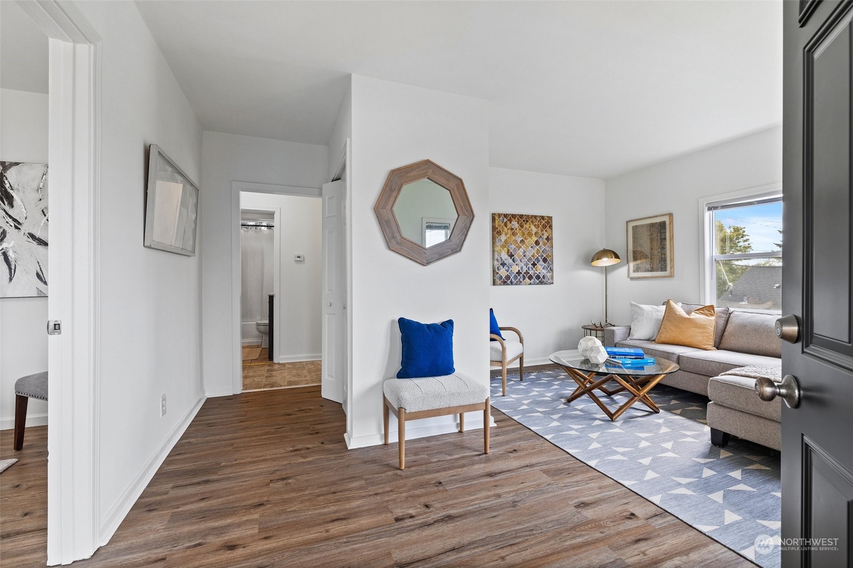 4964 Lewis Place Southwest Seattle, WA 98116 - Photo 5 of 36 Gallery Image 5