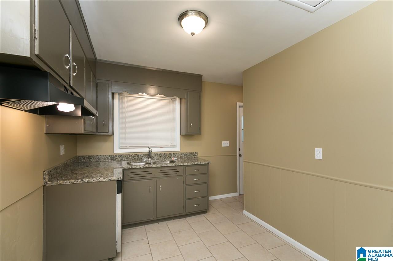 452 Burgundy Road Birmingham, AL 35215 - Photo 8 of 20
