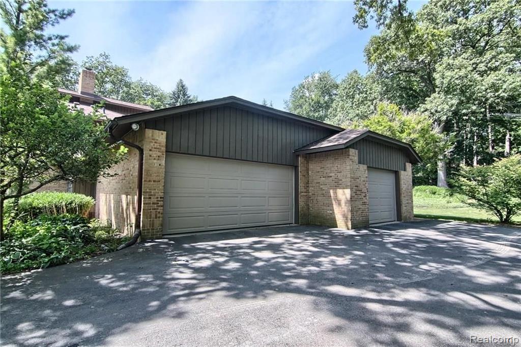145 Canterbury Road Bloomfield Hills, MI 48304 - Photo 34 of 35