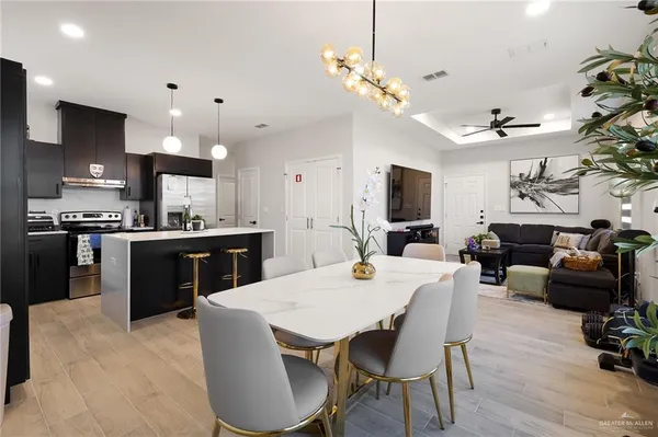 $1,400 | 2103 Selena Street, Unit 4, Mission, TX 78572