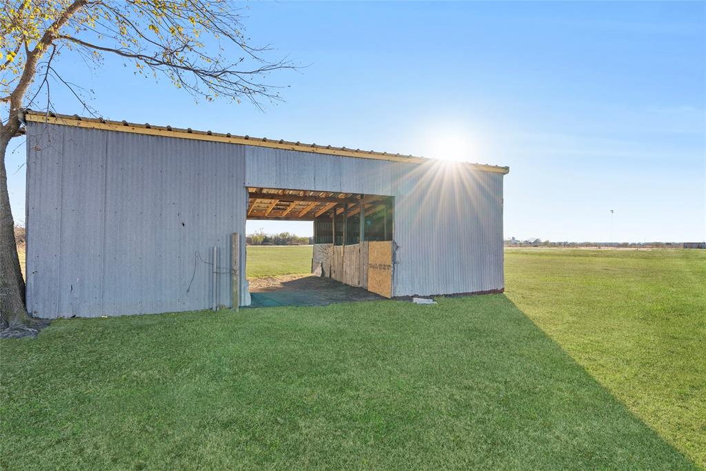 846 Old Tioga Road Gunter, TX 75058 - Photo 31 of 38 a view of a back yard