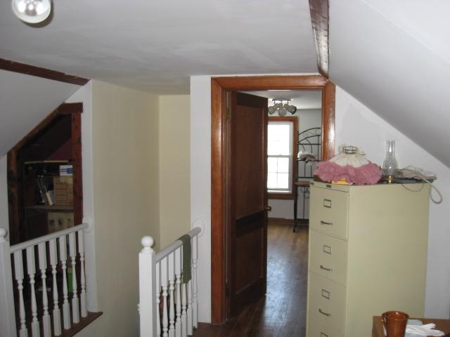 528 Mountain Valley Road Buchanan, VA 24066 - Photo 14 of 14 Upstairs