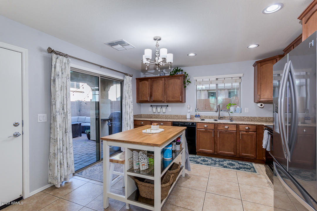 2539 East Boston Street Gilbert, AZ 85295 - Photo 8 of 37 08-Boston