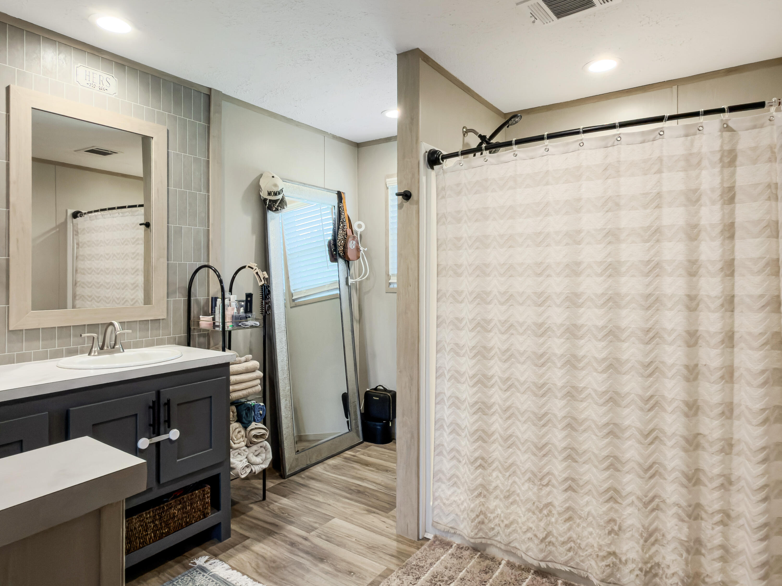 679 Campbell Road Ridgeville, SC 29472 - Photo 22 of 34 Master Bath
