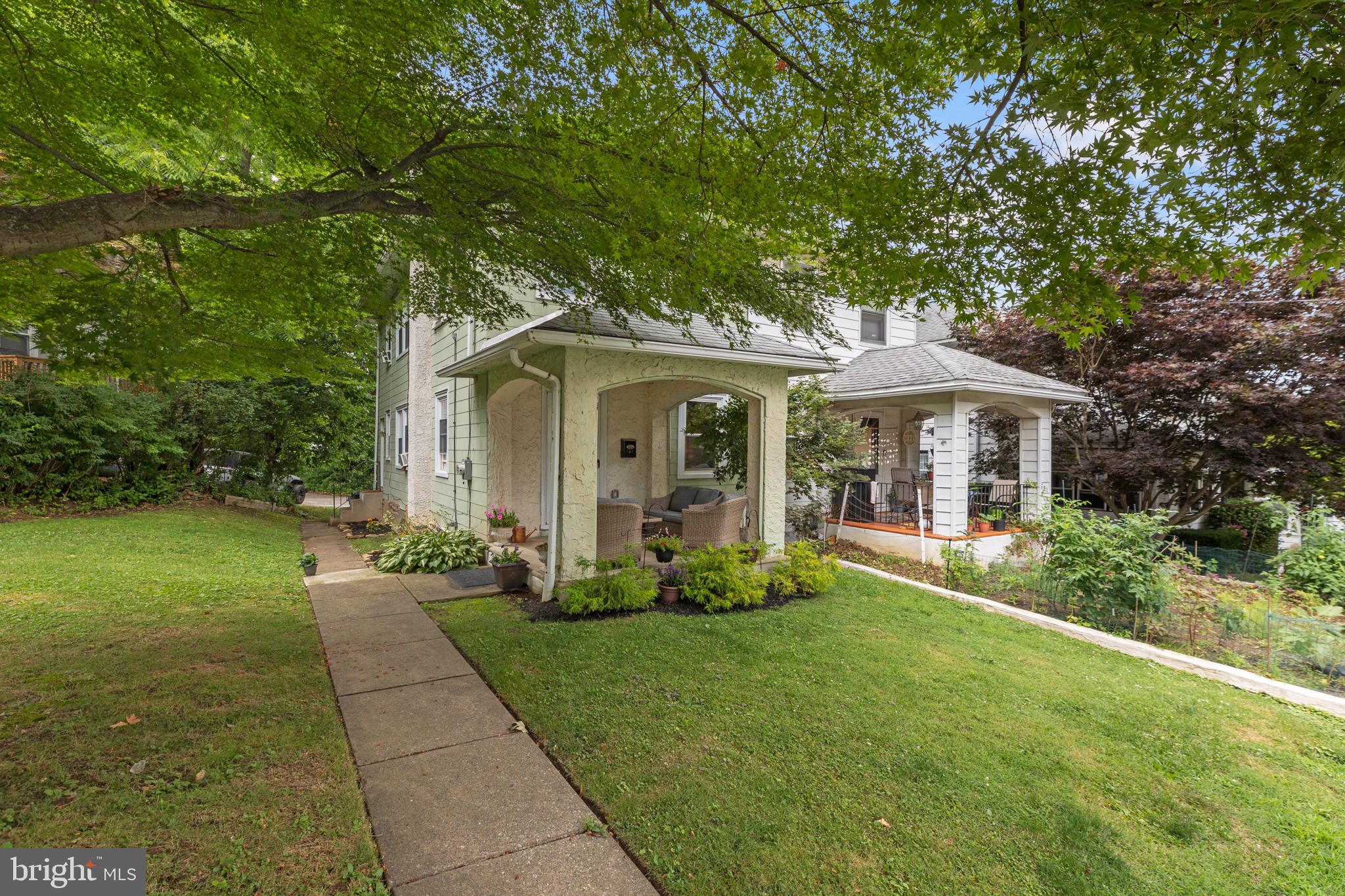 523 Wales Road Havertown, PA 19083 - Photo 3 of 25