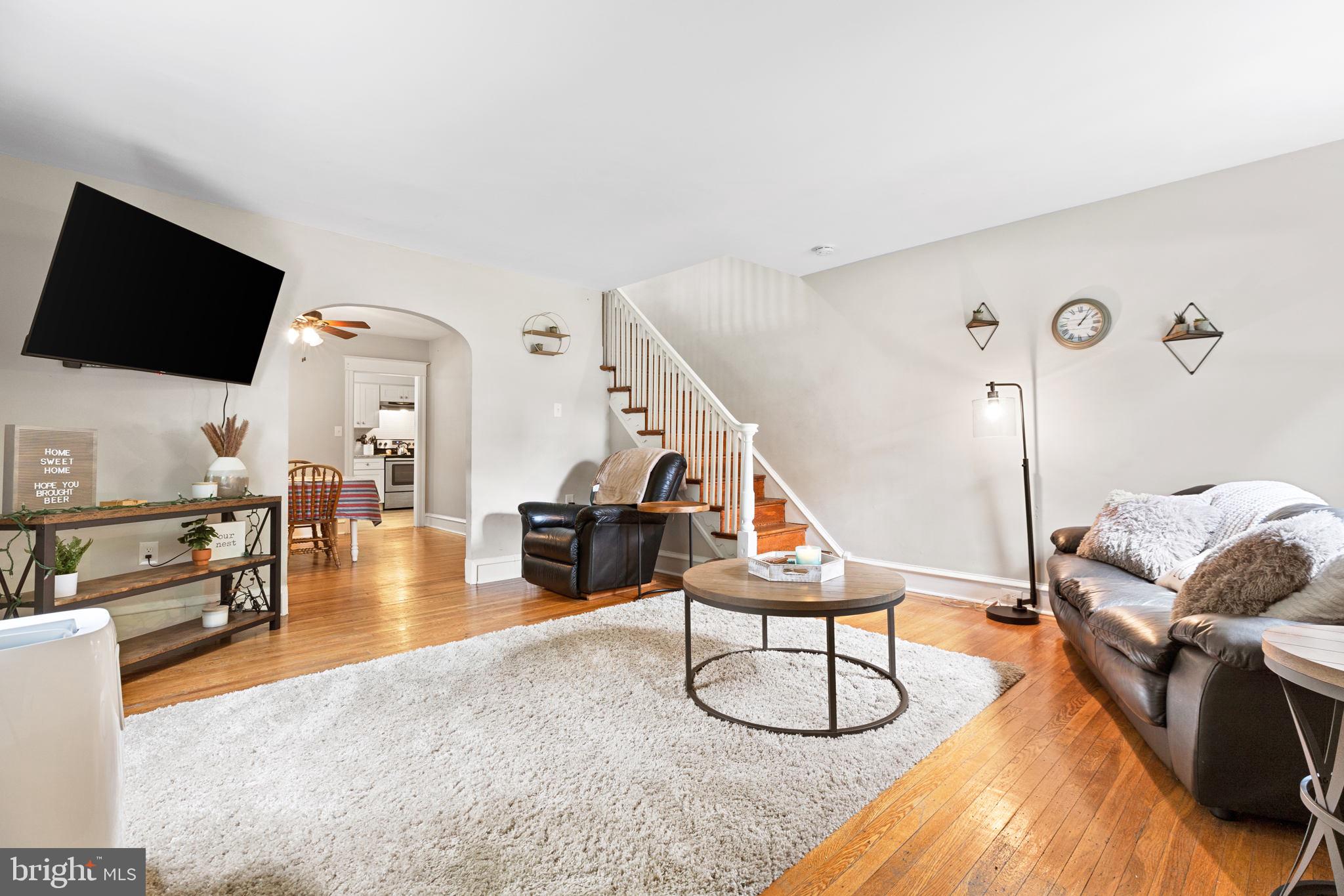 523 Wales Road Havertown, PA 19083 - Photo 8 of 25 Living Room