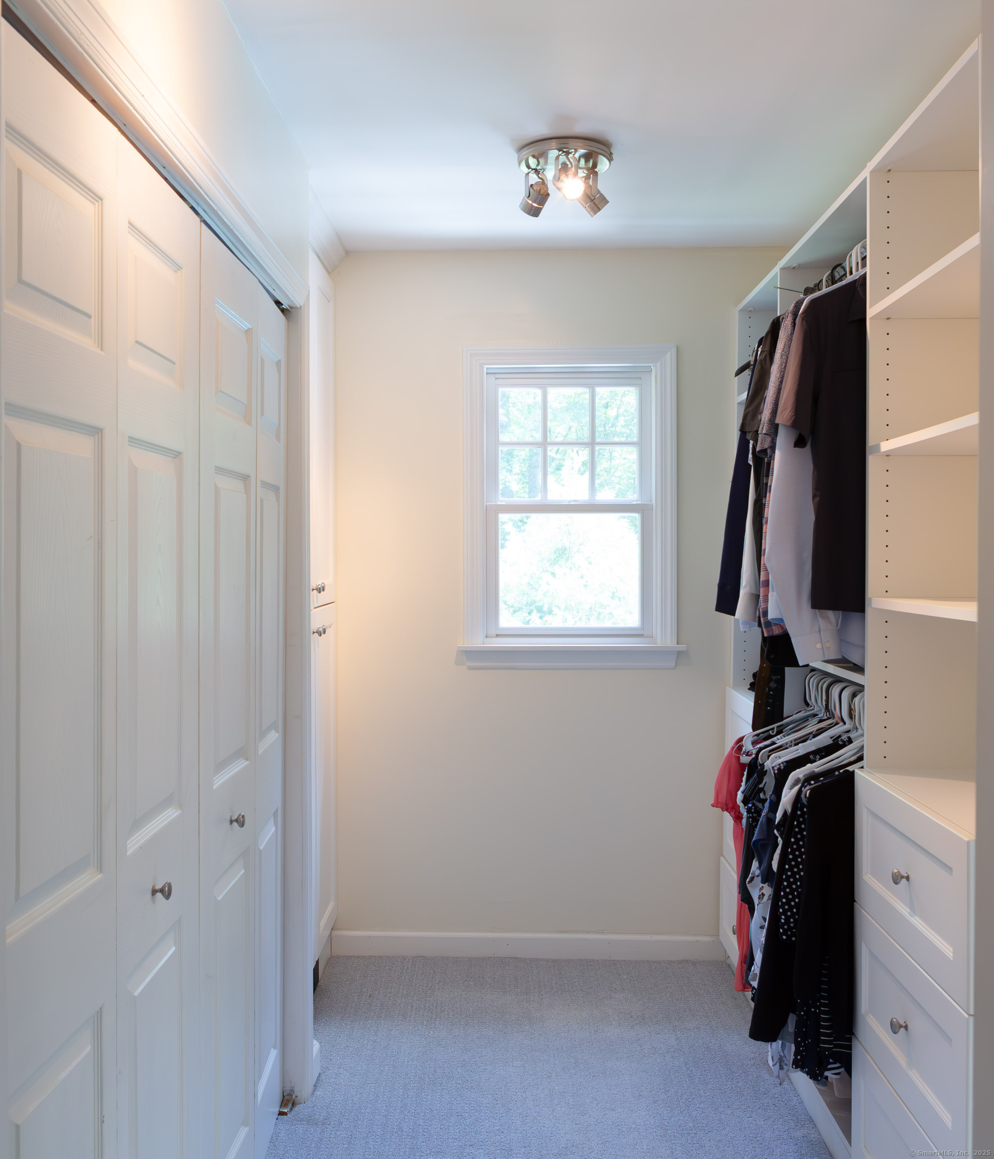 161 Foggwood Road Fairfield, CT 06824 - Photo 14 of 34 a view of a room with gym equipment