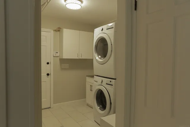 $7,500 | 161 Foggwood Road, Fairfield, CT 06824