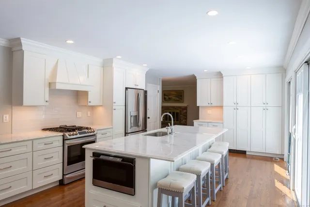 $7,500 | 161 Foggwood Road, Fairfield, CT 06824