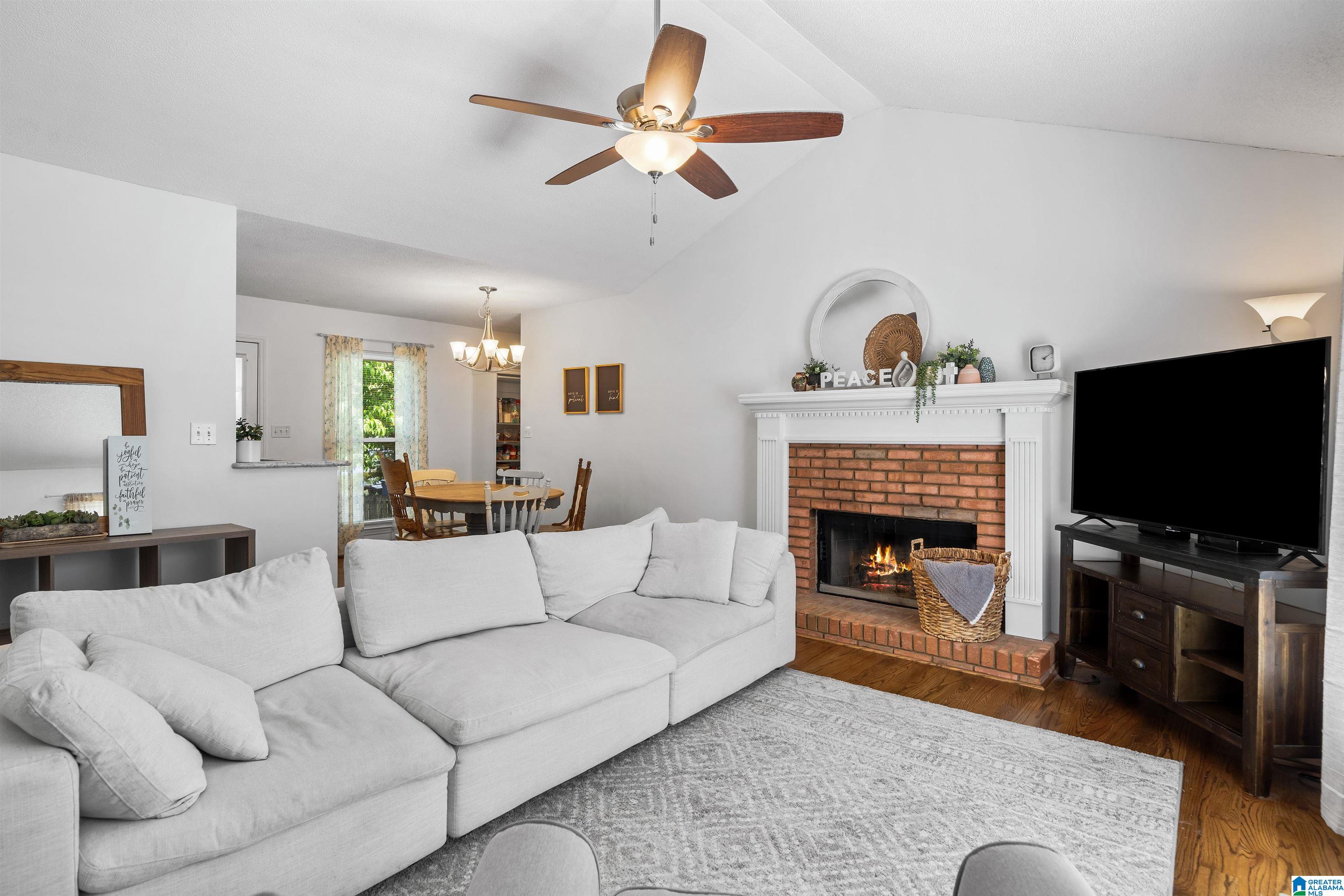204 Coral Circle Alabaster, AL 35007 - Photo 6 of 22