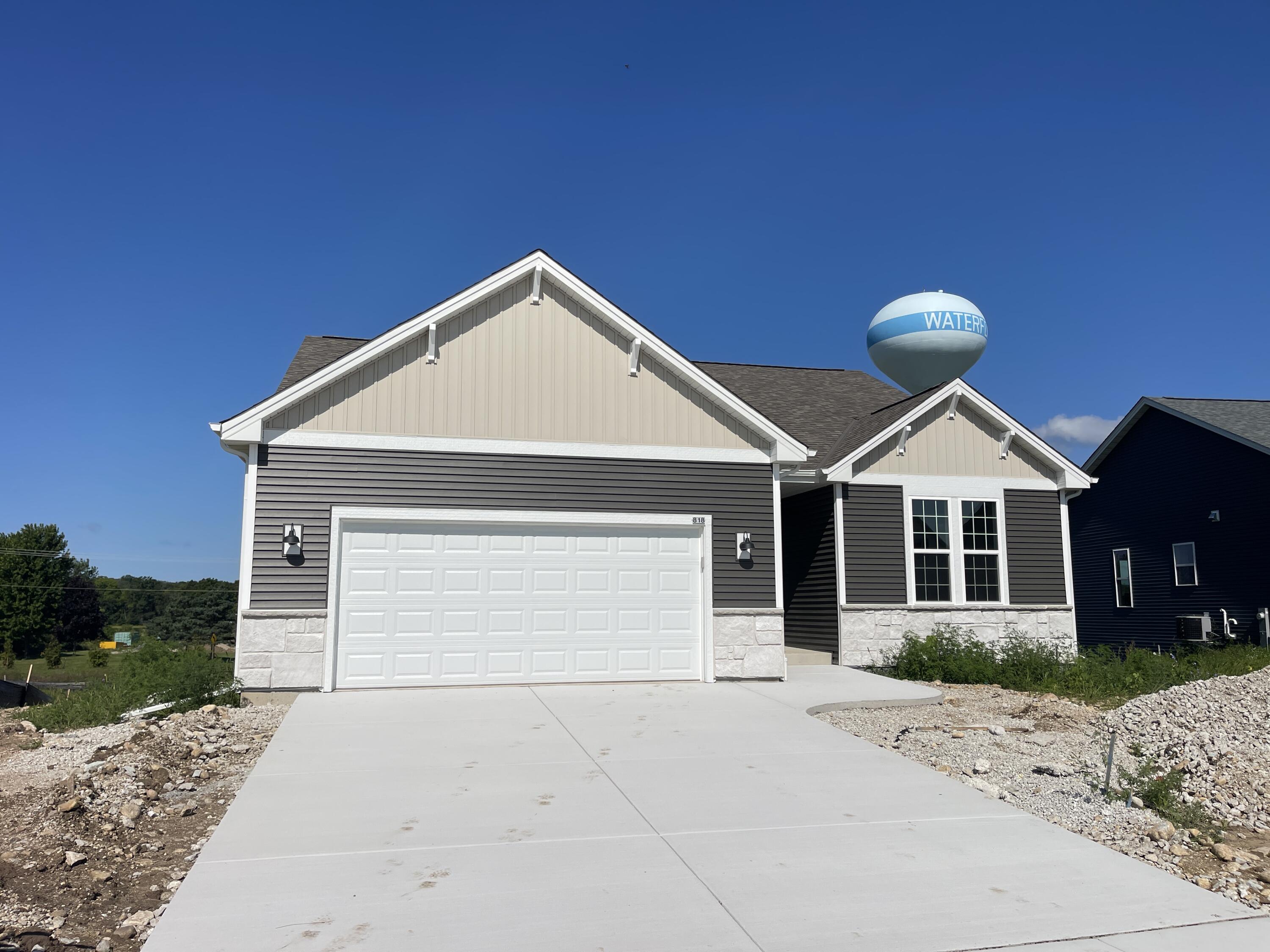 818 River Ridge Circle Waterford, WI 53185 - Photo 1 of 1 Main