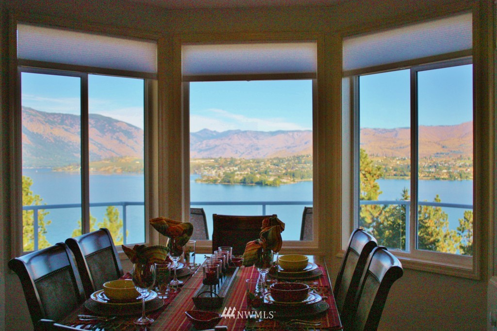 4407 South Lakeshore Road Chelan, WA 98816 - Photo 12 of 24 Gallery Image 12