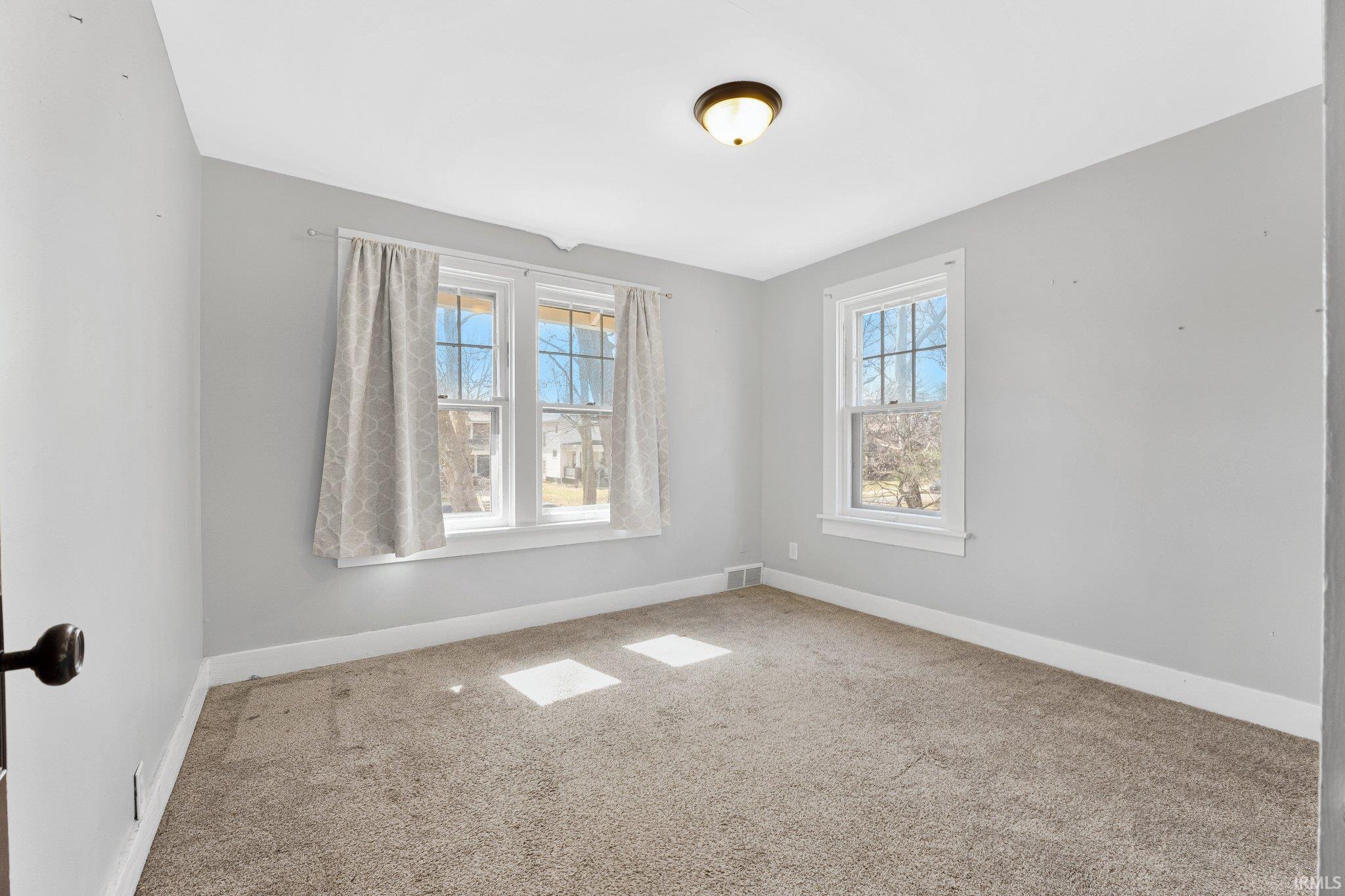 326 Arcadia Court Fort Wayne, IN 46807 - Photo 17 of 34