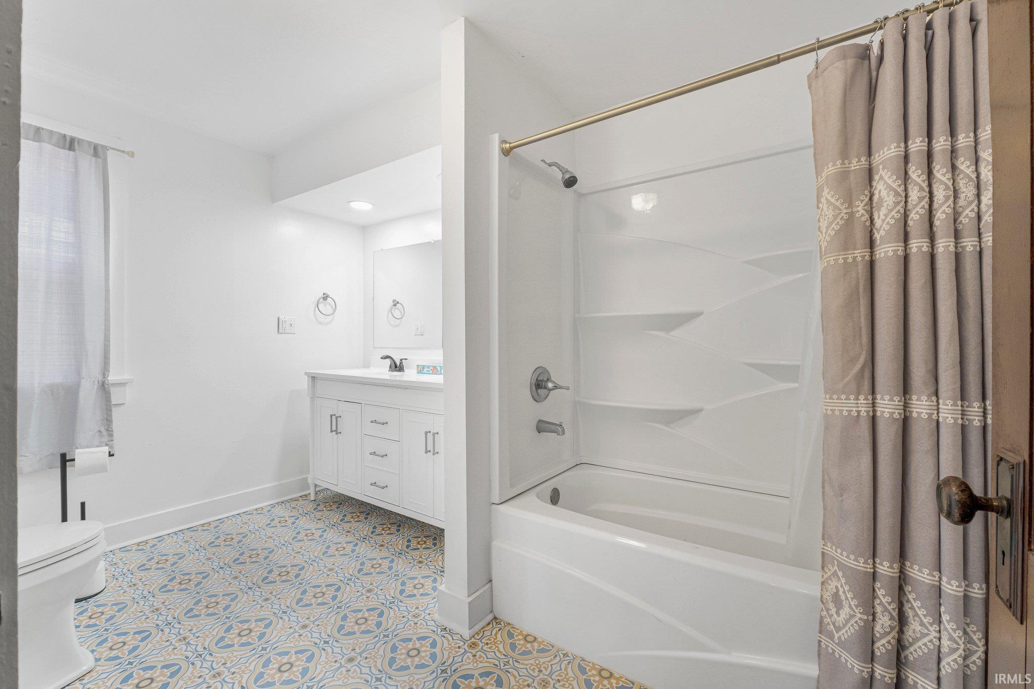 326 Arcadia Court Fort Wayne, IN 46807 - Photo 22 of 34