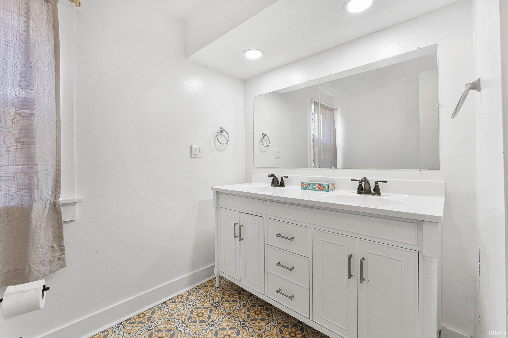 326 Arcadia Court Fort Wayne, IN 46807 - Photo 23 of 34