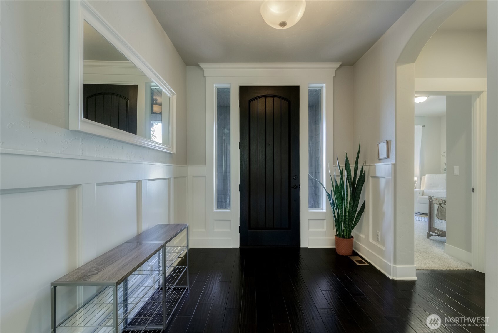 341 Reserve Way Walla Walla, WA 99362 - Photo 4 of 40 a hallway with wooden floor and front door