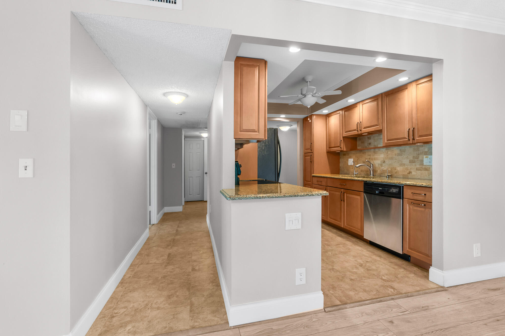 950 Ponce De Leon Road, Unit 3120 Boca Raton, FL 33432 - Photo 11 of 49 DSC02038