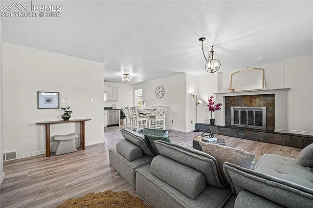 $375,000 | 911 Candytuft Boulevard, Pueblo, CO 81001