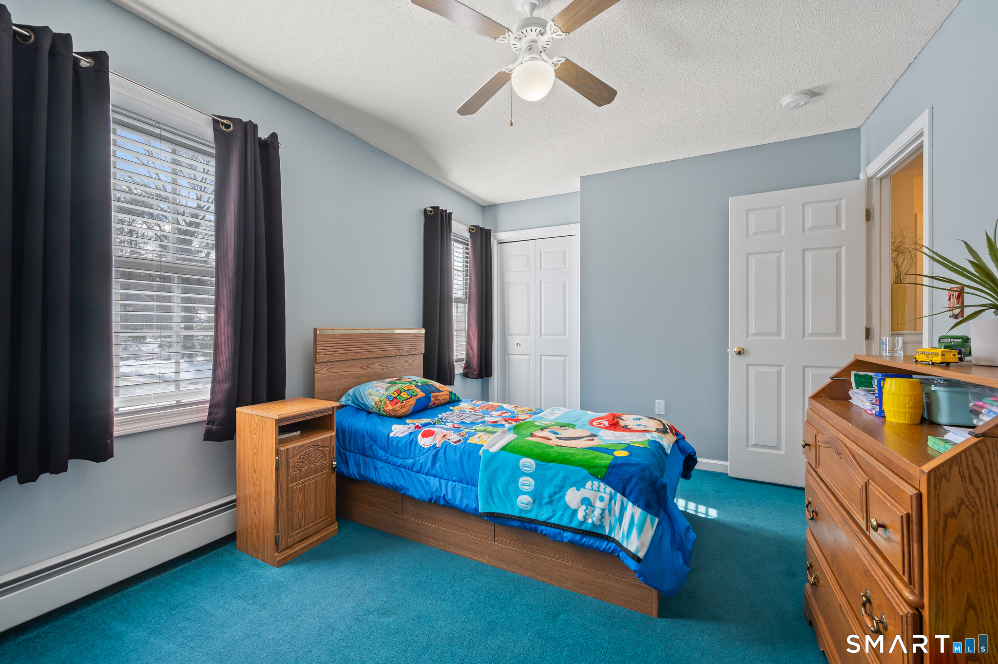 19 Woodside Way Bristol, CT 06010 - Photo 31 of 43