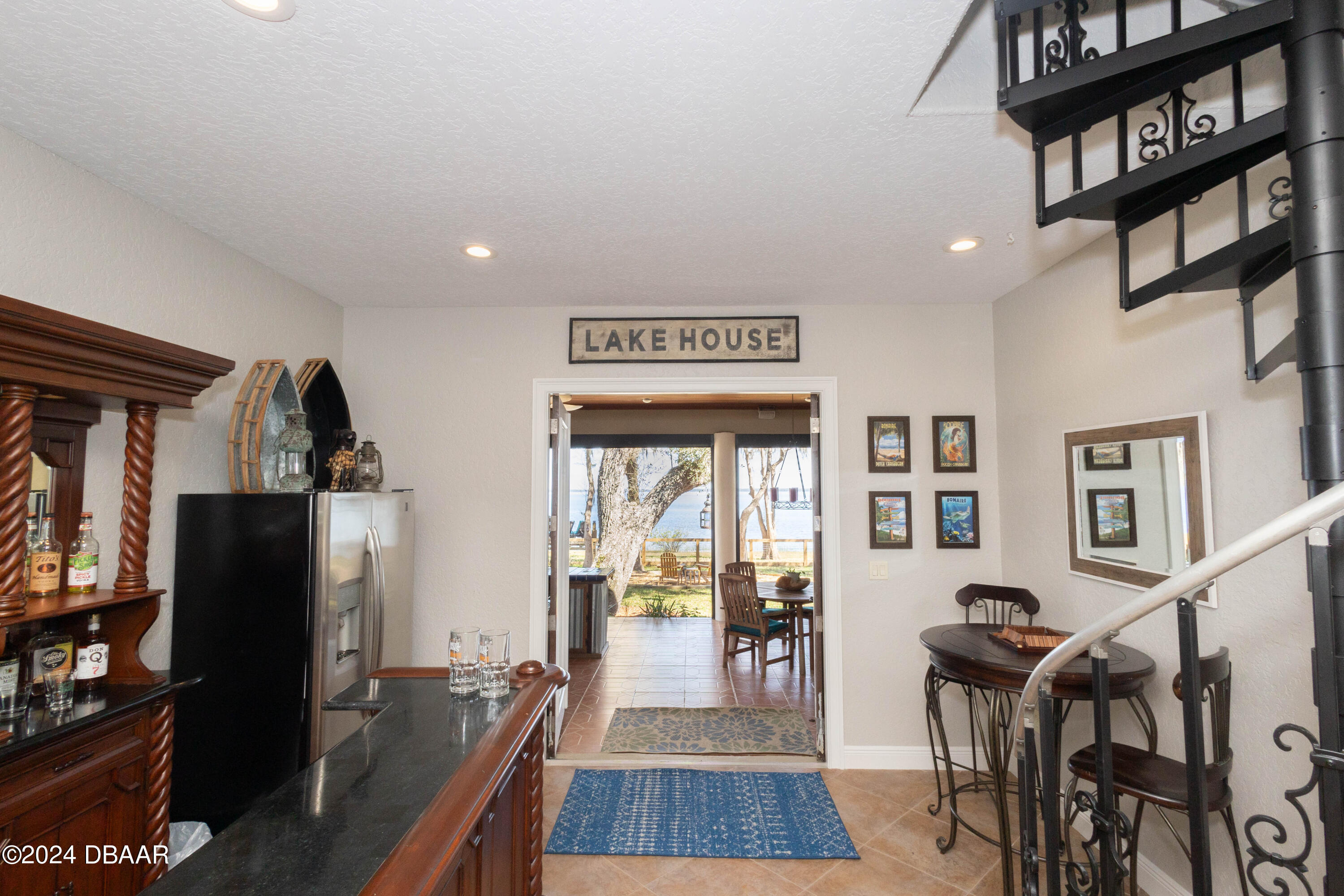 175 Whitcomb Drive Geneva, FL 32732 - Photo 21 of 91 a view of a living room