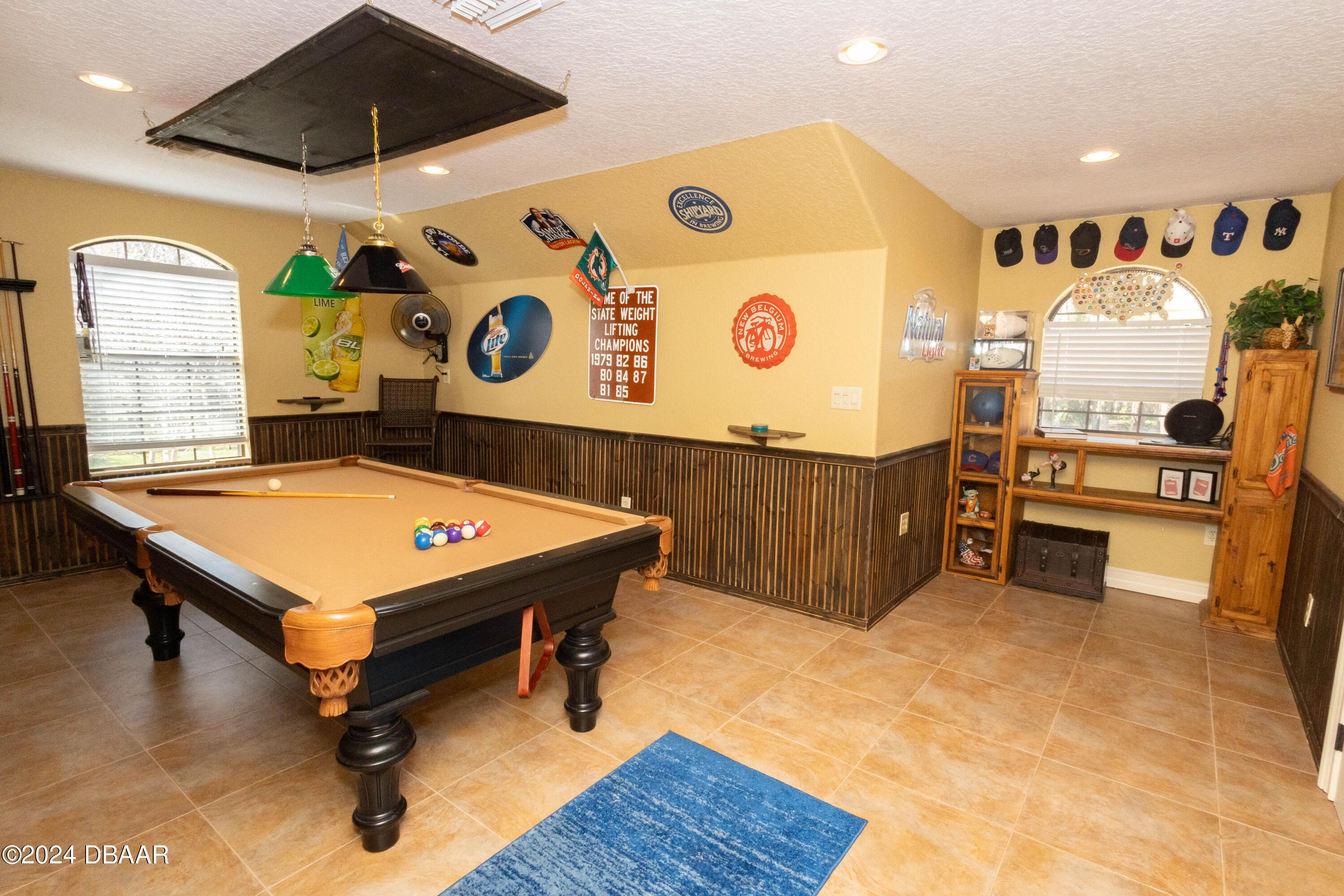 175 Whitcomb Drive Geneva, FL 32732 - Photo 32 of 91 a room with pool table and a table