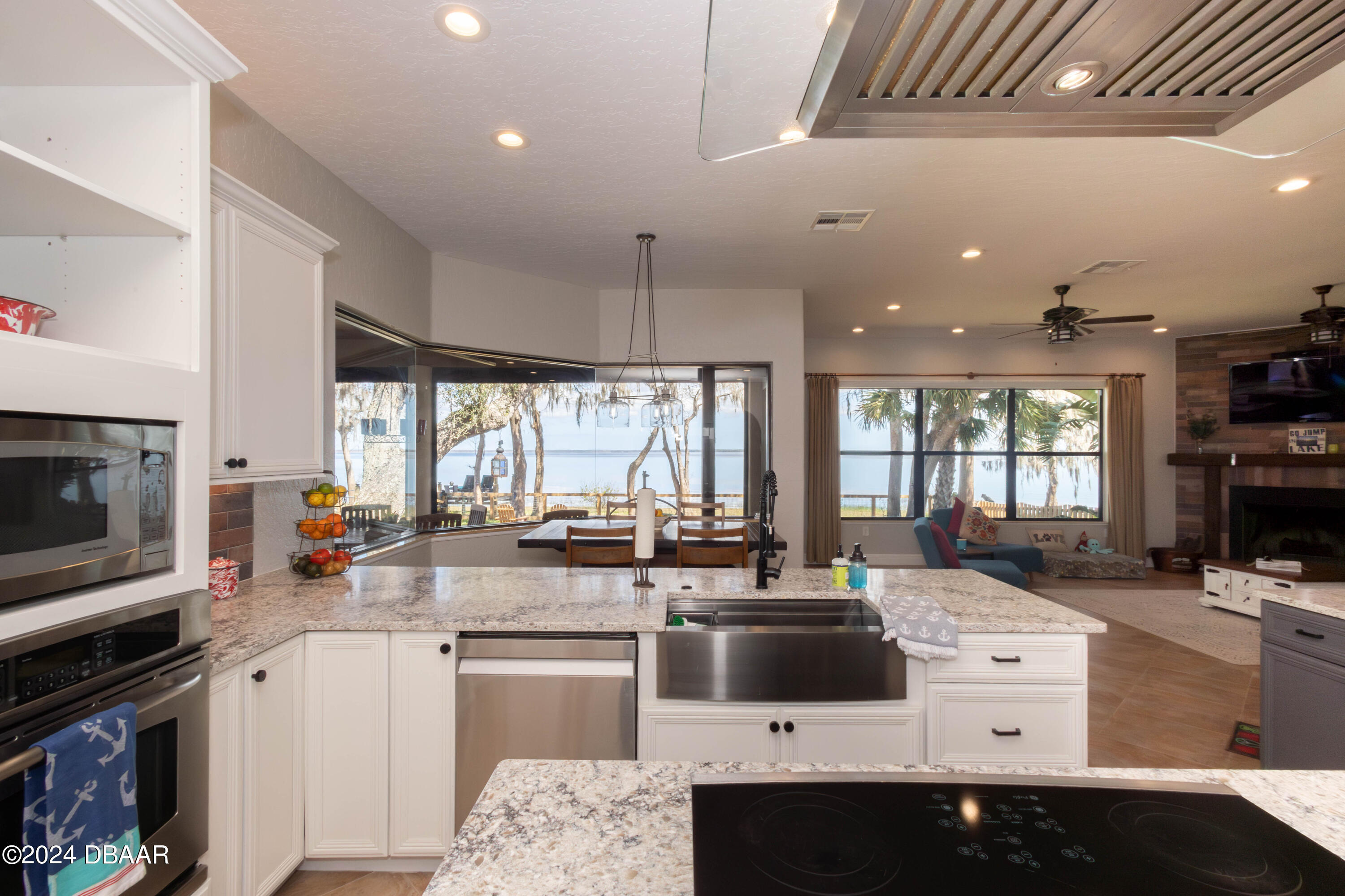 175 Whitcomb Drive Geneva, FL 32732 - Photo 52 of 91 CASELHOUSE96