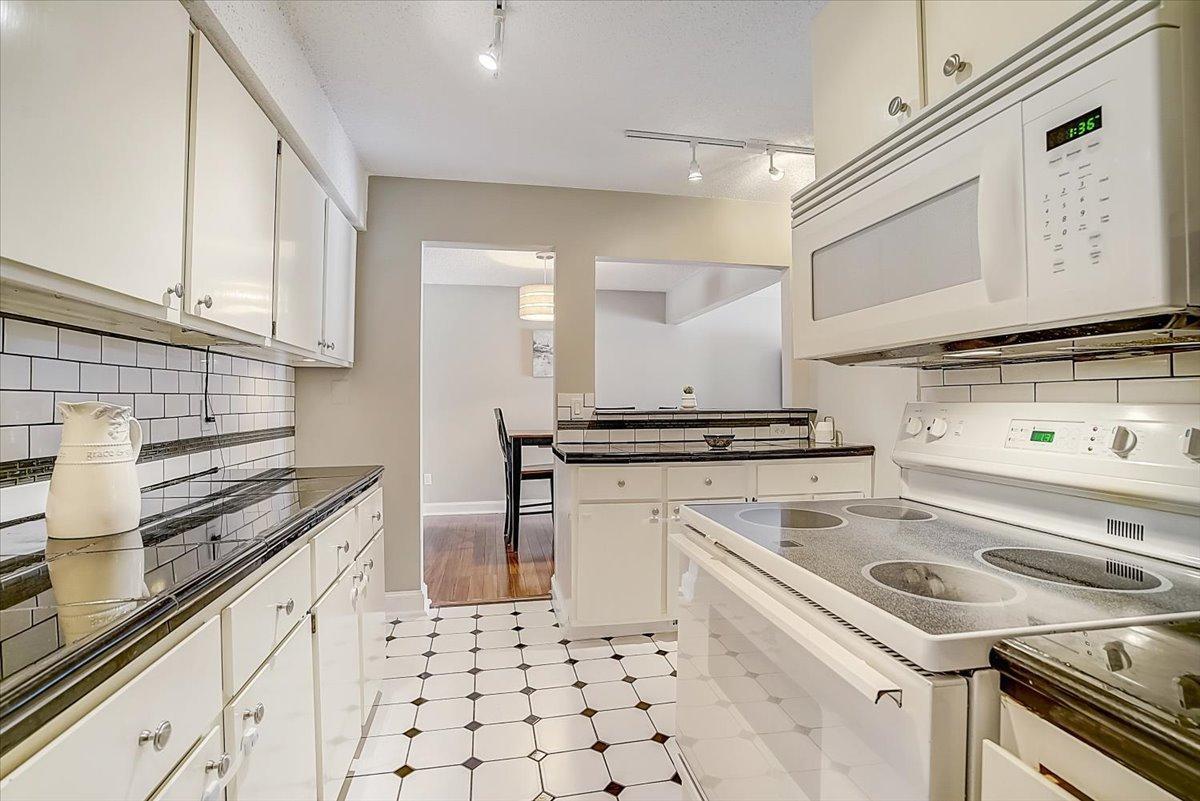 4757 Cedar Lake Road St. Louis Park, MN 55416 - Photo 19 of 33