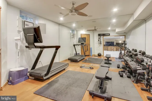 $1,600,000 | 918 St Michaels Drive, Gambrills, MD 21054