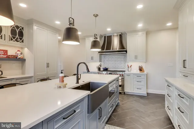 $1,600,000 | 918 St Michaels Drive, Gambrills, MD 21054