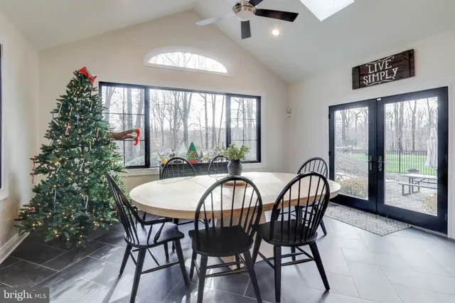 $1,600,000 | 918 St Michaels Drive, Gambrills, MD 21054