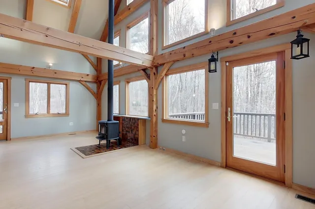 $615,000 | 93 Old Milford Road, Brookline, NH 03033