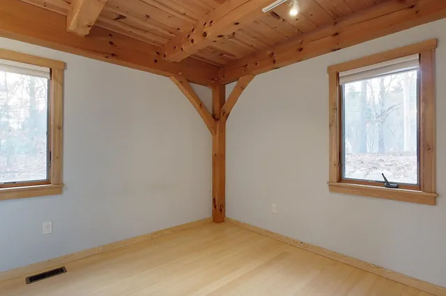 $615,000 | 93 Old Milford Road, Brookline, NH 03033