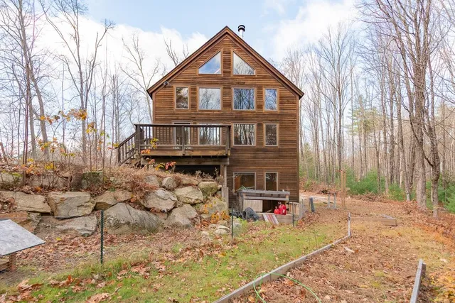 $615,000 | 93 Old Milford Road, Brookline, NH 03033