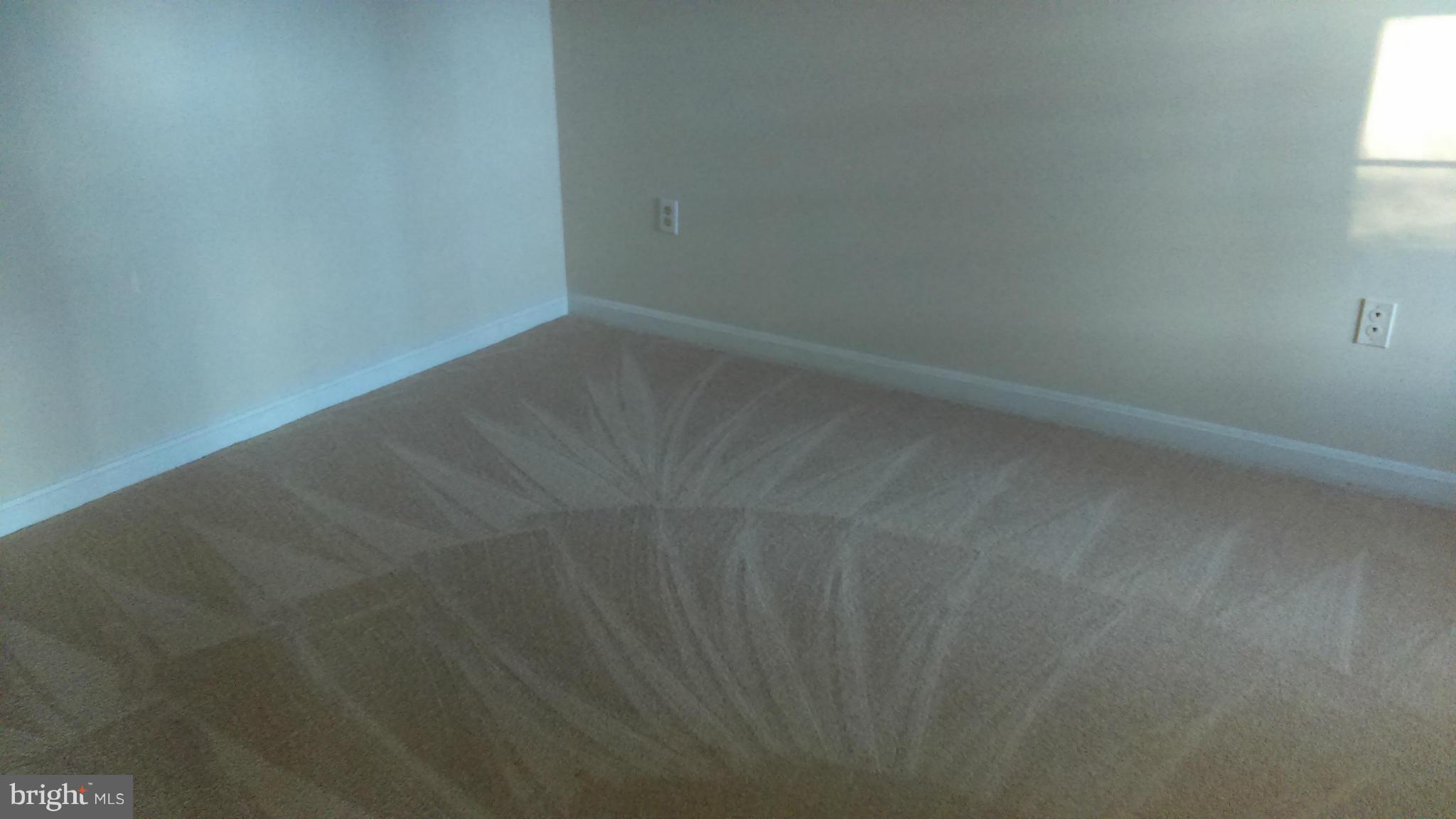 11117 Light Guard Loop Manassas, VA 20109 - Photo 19 of 25 a view of a small space