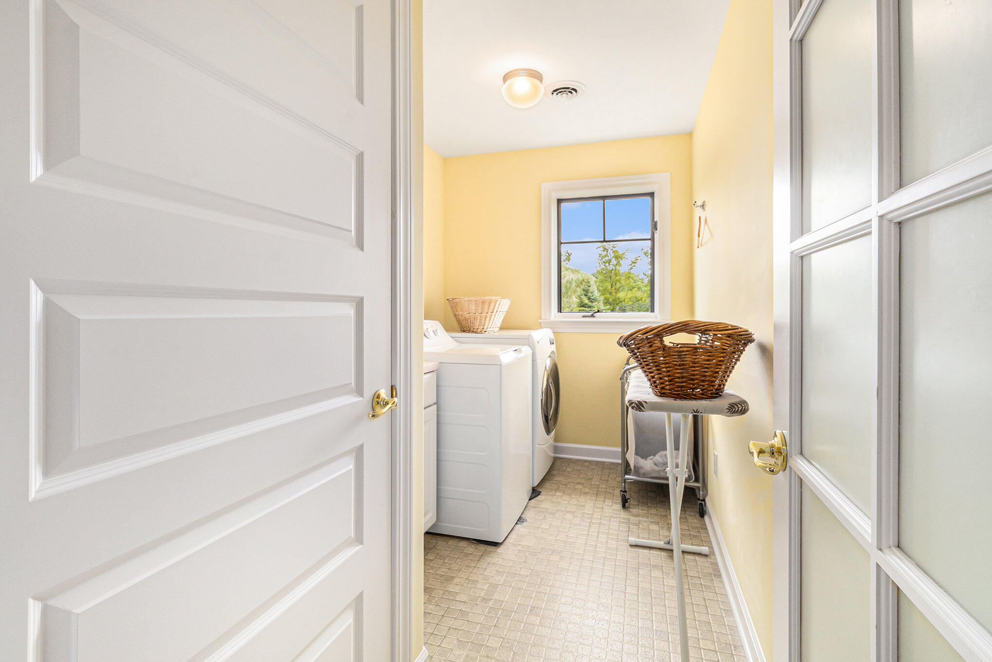 2865 Walters Way Ann Arbor, MI 48103 - Photo 44 of 89 2nd level laundry
