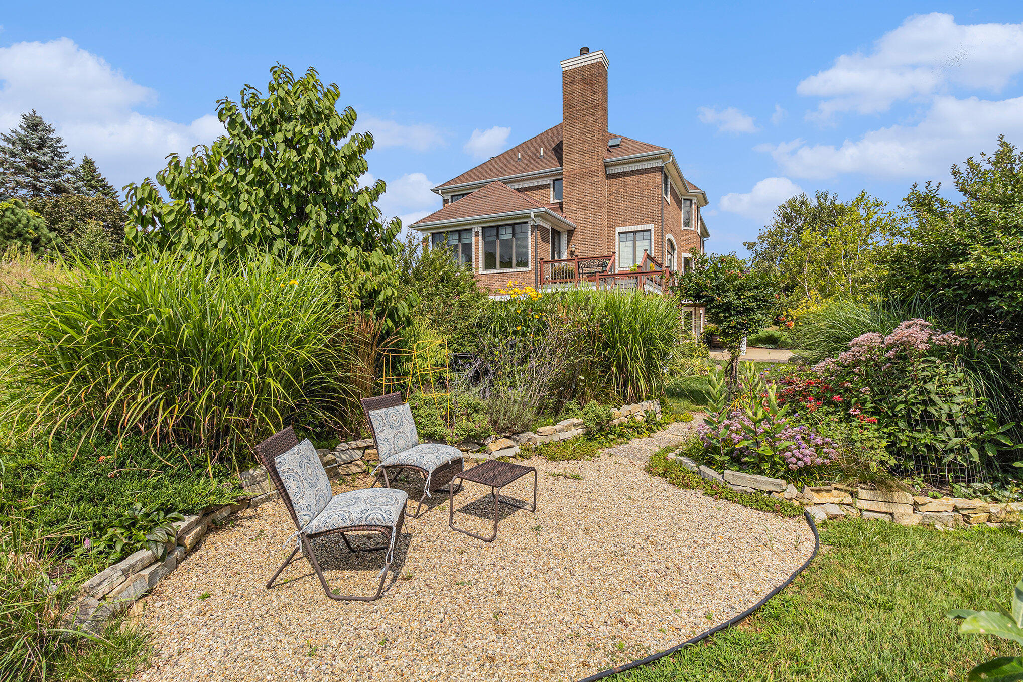 2865 Walters Way Ann Arbor, MI 48103 - Photo 69 of 89 flower garden