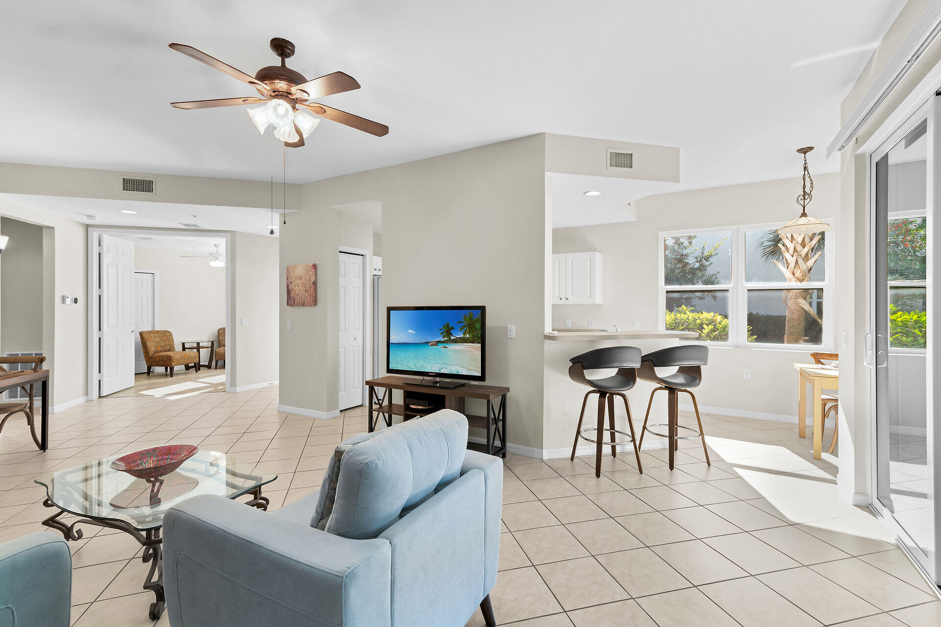 4685 Hawks Nest Way, Unit 101 Naples, FL 34114 - Photo 4 of 42 virtual-tour-361553-47