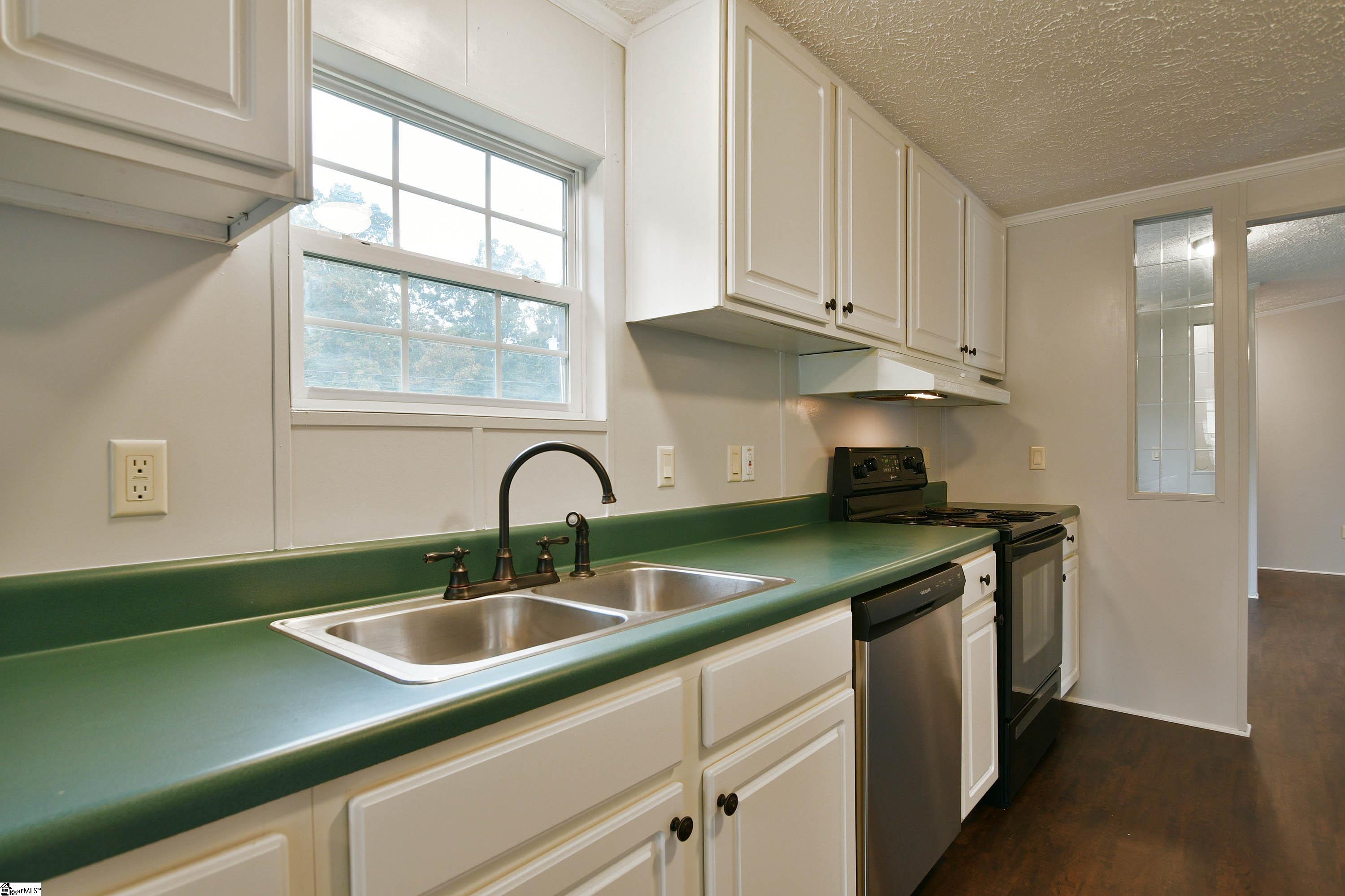 5565 State Rd S-42-1890 Chesnee, SC 29323 - Photo 9 of 25