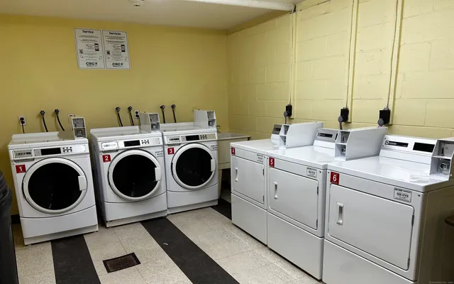 a view of a tennis court