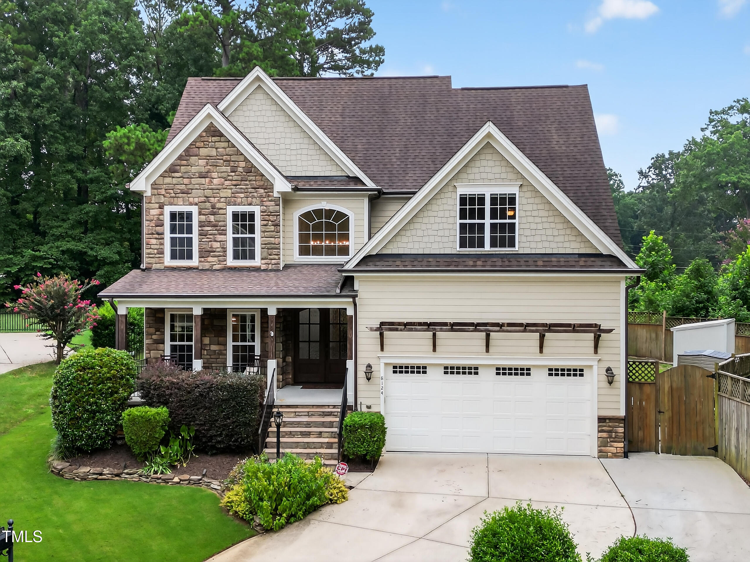 8124 Andrea Lane Raleigh, NC 27613 - Photo 3 of 46 DJI_0955
