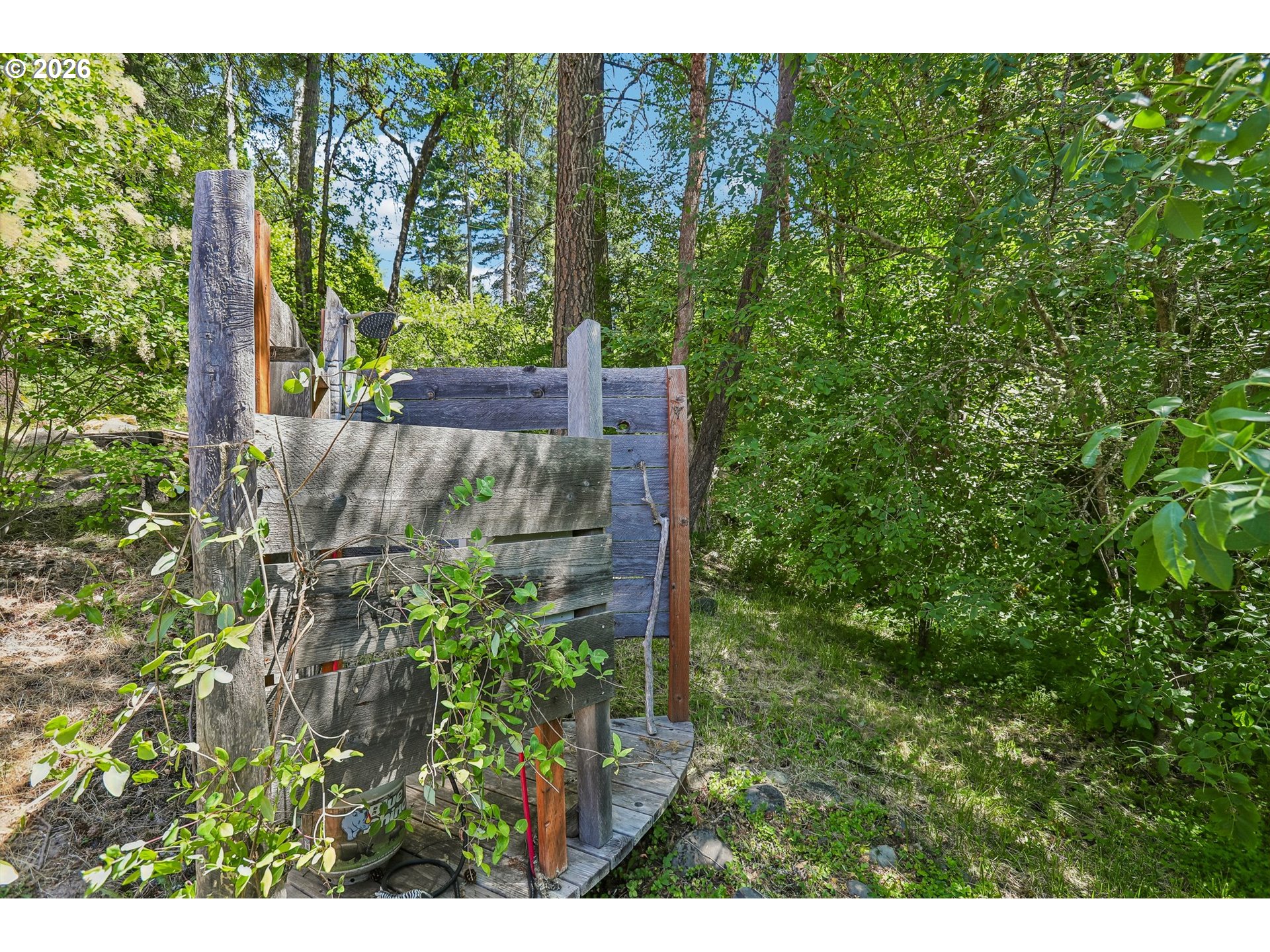 331 Lakeview Road White Salmon, WA 98672 - Photo 35 of 48