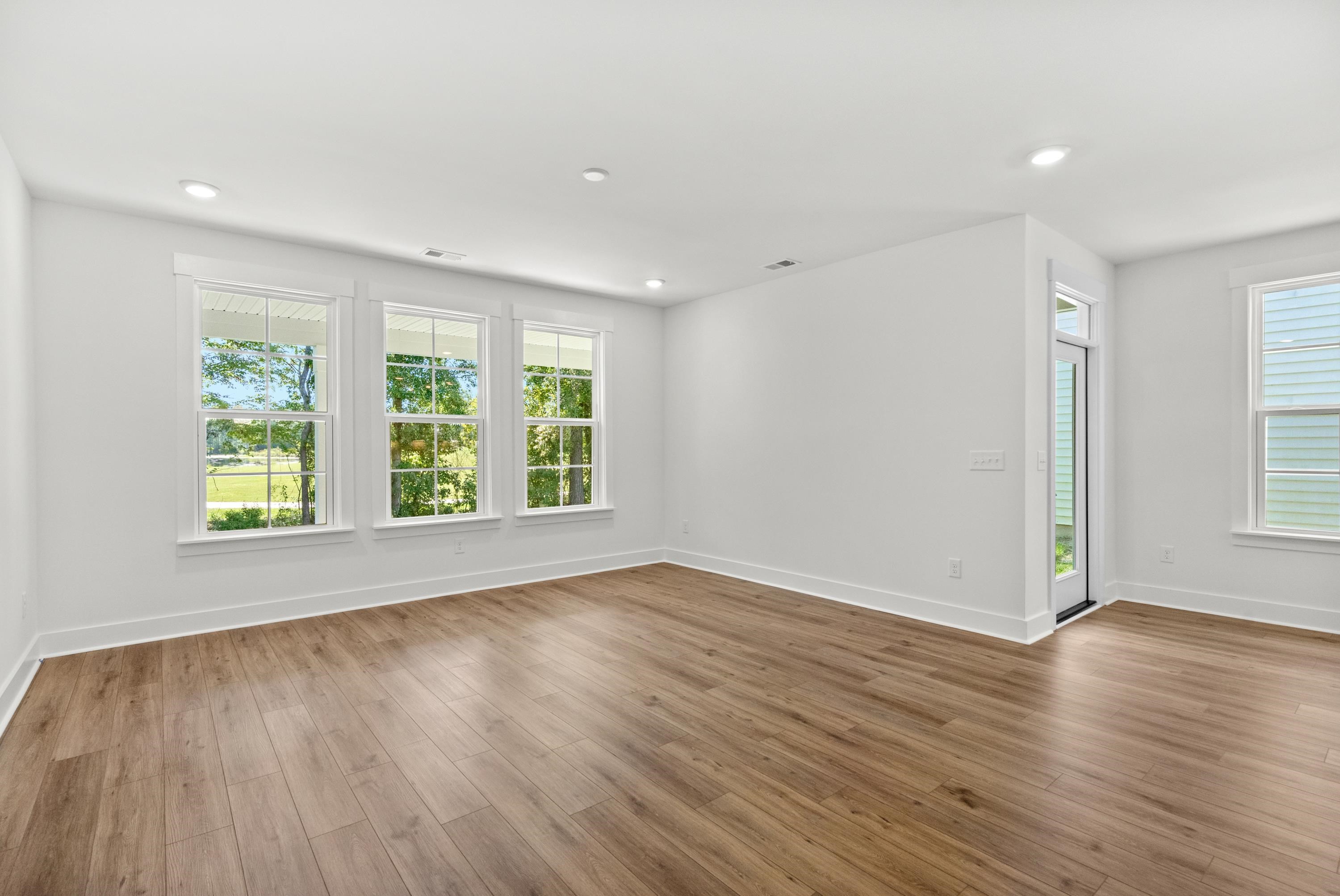 739 Sun Colony Boulevard Longs, SC 29568 - Photo 6 of 31