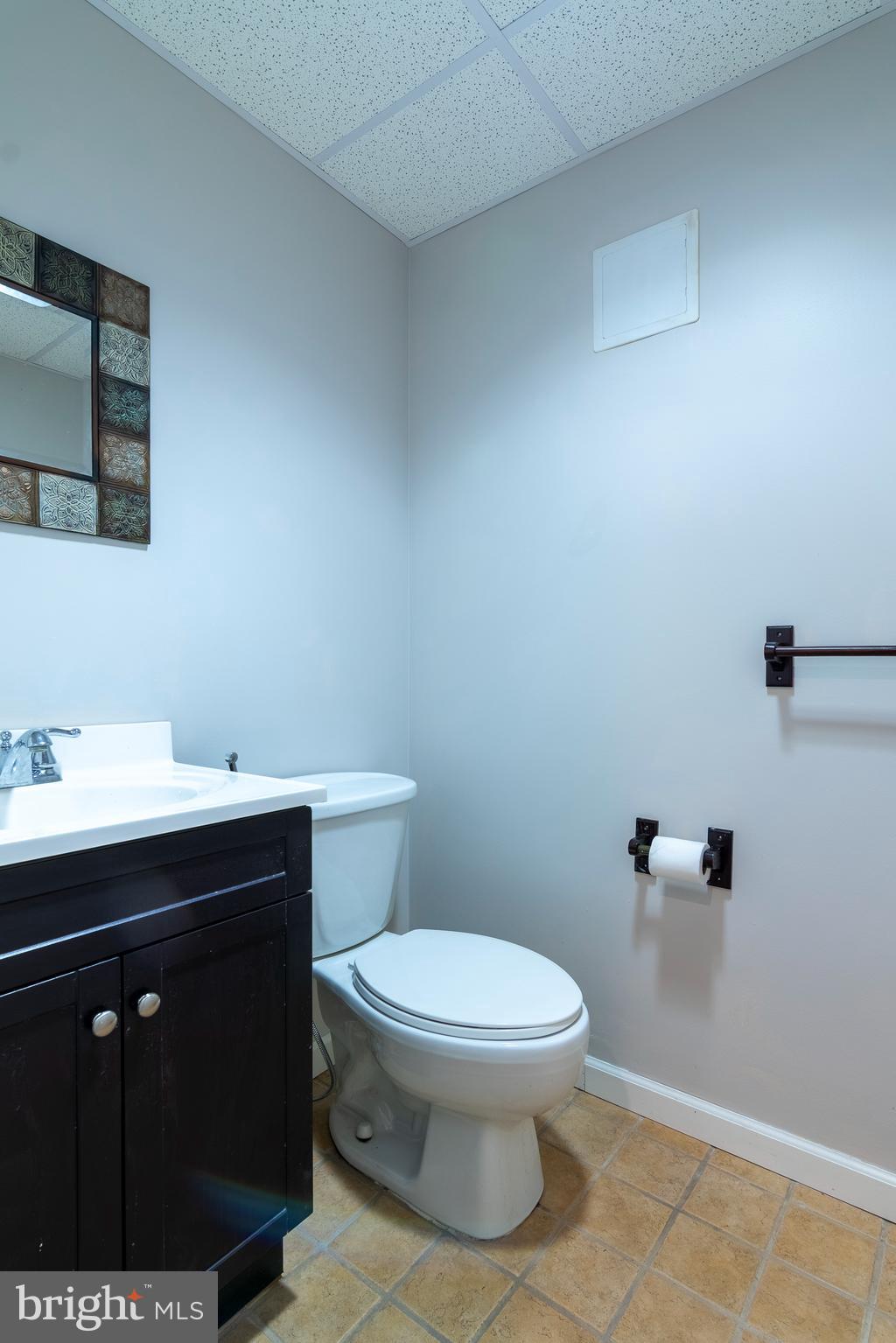 9 Wayside Lane Lebanon, NJ 08833 - Photo 30 of 41 Lower Level 1/2 Bath