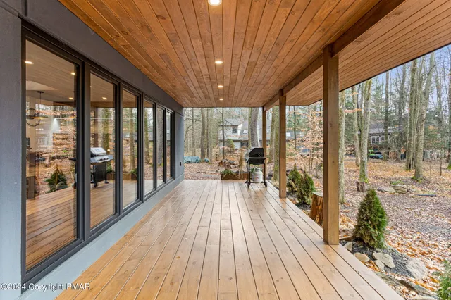 $1,288,000 | 1142 Oakland Place, Pocono Pines, PA 18350