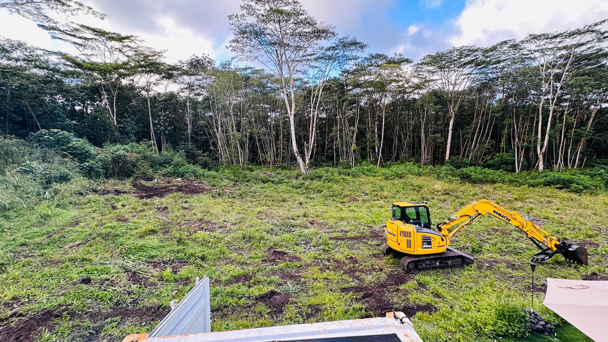 9 Kapoho Road Pahoa, HI 96778 - Photo 10 of 17 a view of a park with iron fence