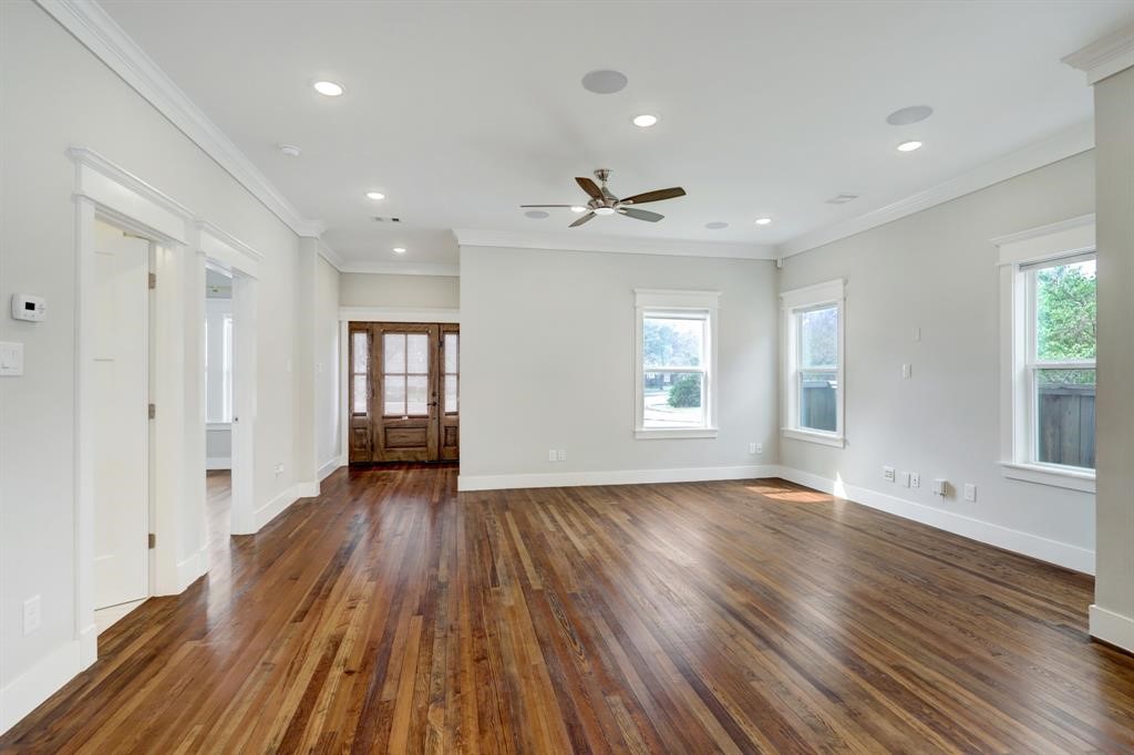 317 Telephone Road Houston, TX 77023 - Photo 5 of 32 Gallery Image 5