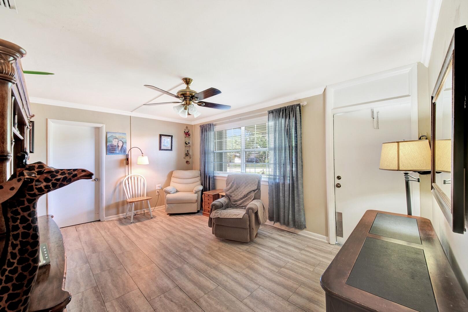 3814 Nowata Road Lantana, FL 33462 - Photo 3 of 23 Plenty of Natural Light