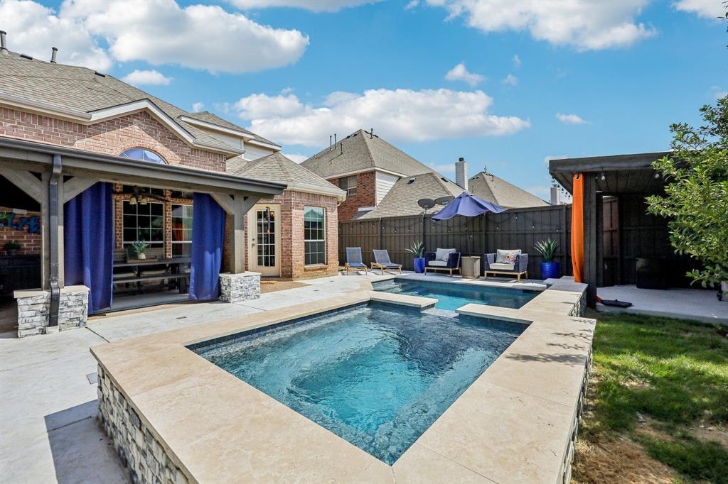 5603 Blazing Star Road Frisco, TX 75036 - Photo 34 of 39 a view of a house with sitting area and furniture