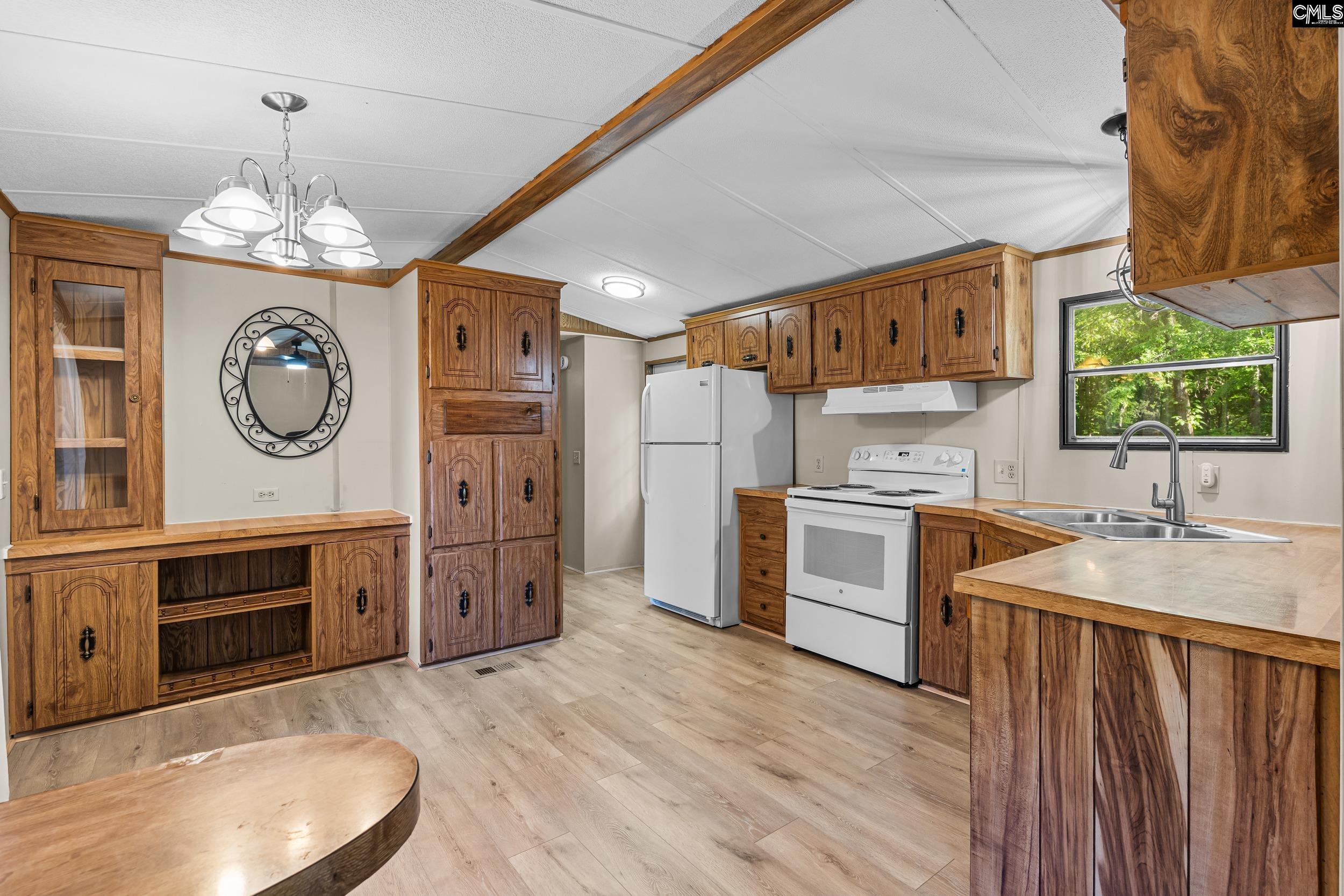 1107 Sandalwood Road Leesville, SC 29070 - Photo 7 of 29
