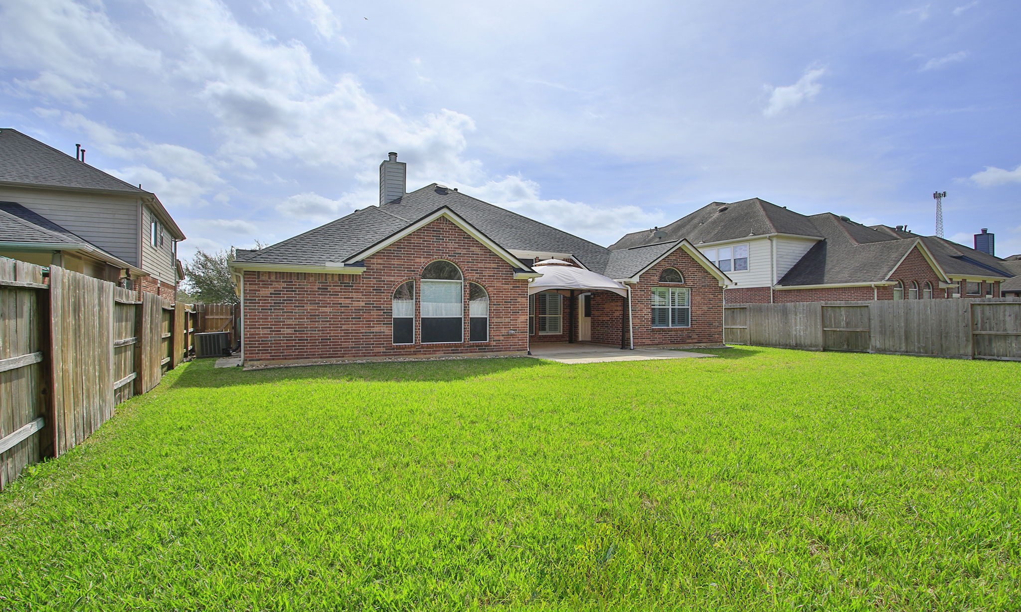 2802 Parkeston Drive Spring, TX 77388 - Photo 47 of 49 a front view of a house with garden